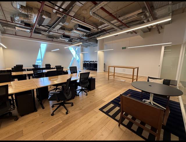 85M² SERVICED OFFICE TO LET IN ROSEBANK